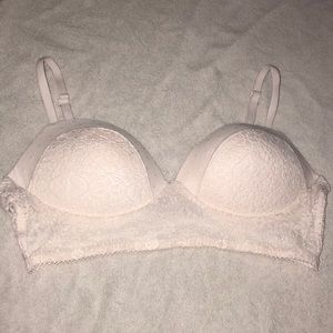 Victoria’s Secret white wireless bra